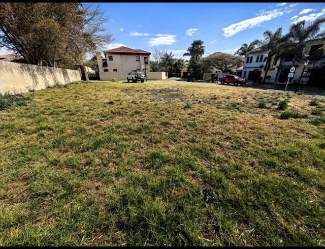 LAND FOR SALE IN GREENSTONE HILL